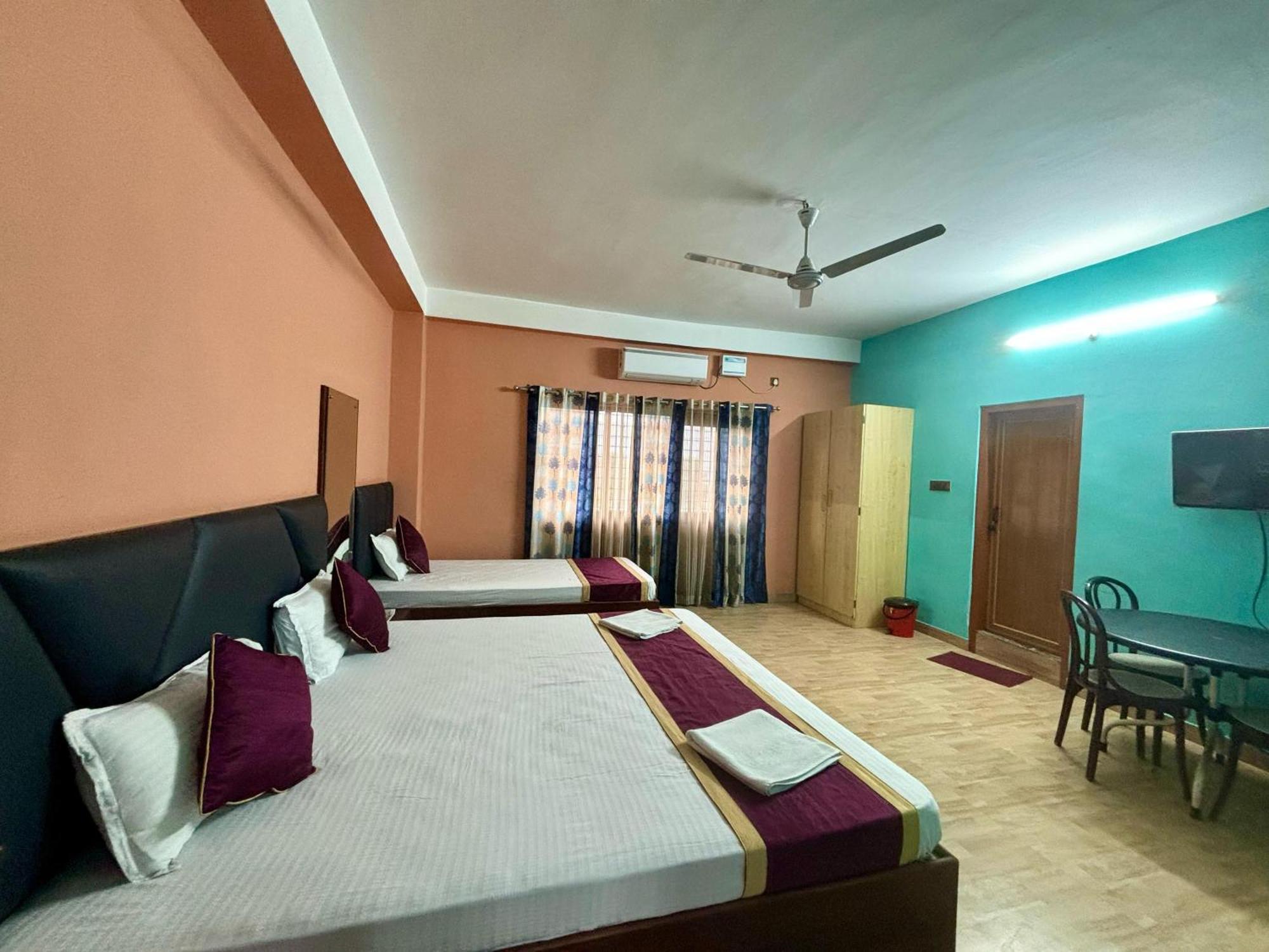 Krishna Shree Guest House Guwahati Buitenkant foto