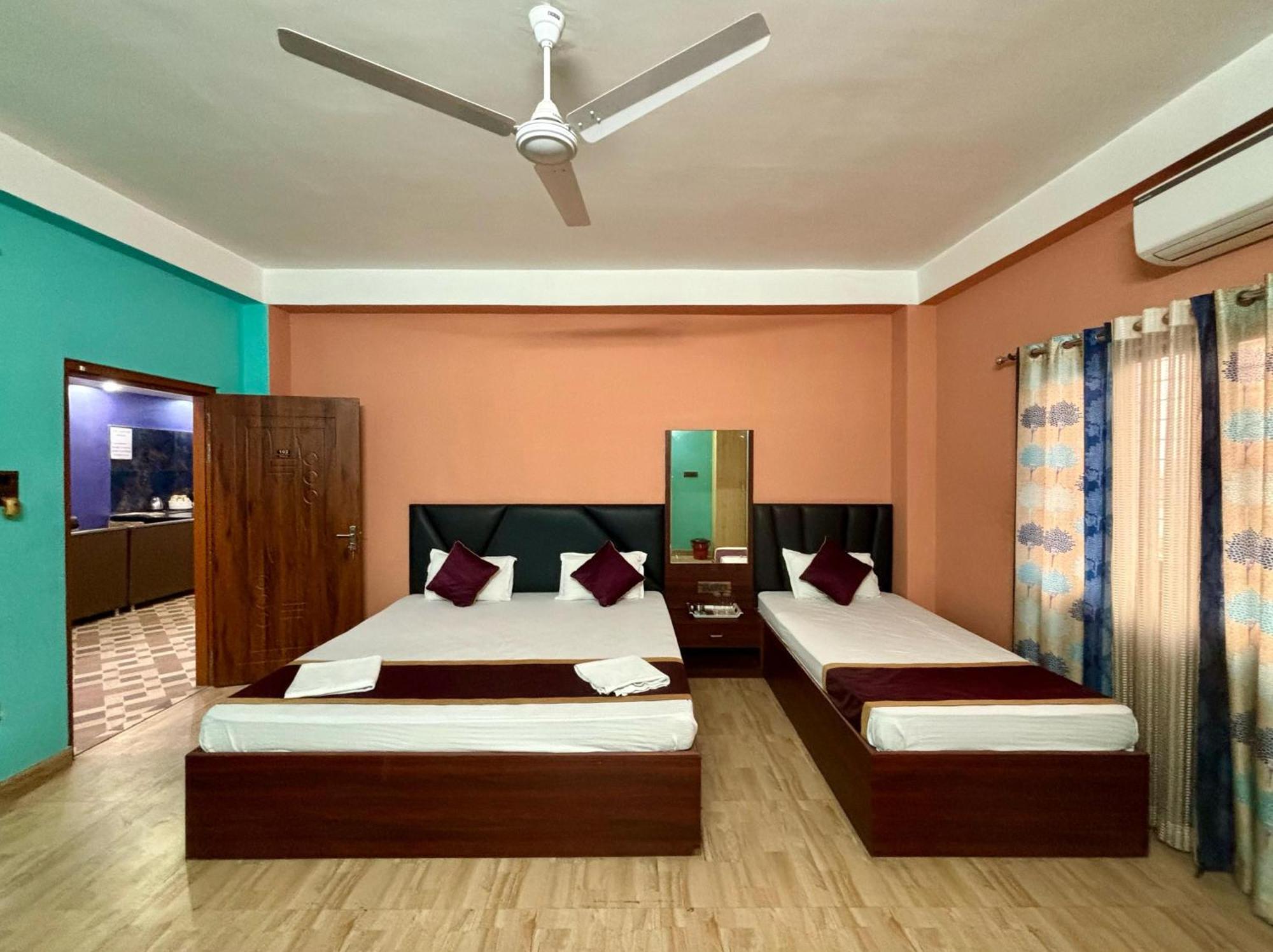 Krishna Shree Guest House Guwahati Buitenkant foto
